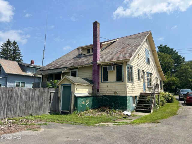 83 Quaker Street, Granville, NY 12832