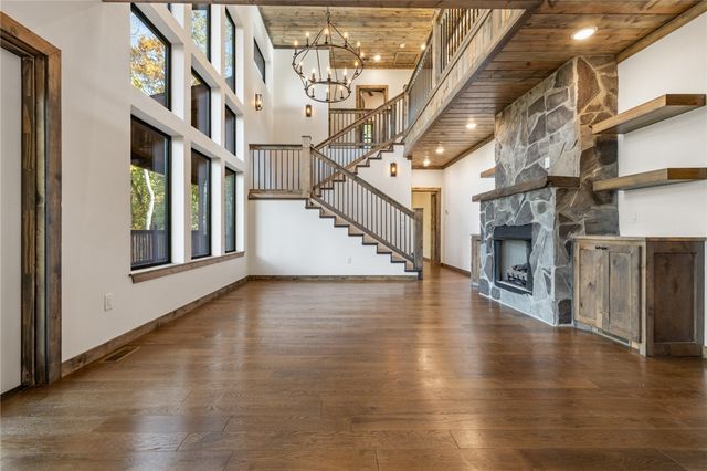 2452 AR 74 East, Jasper, AR 72641