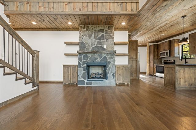 2452 AR 74 East, Jasper, AR 72641