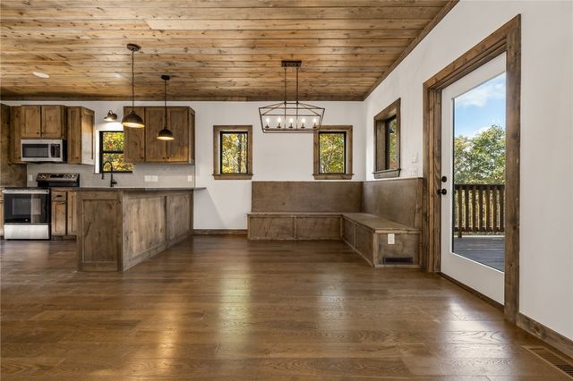 2452 AR 74 East, Jasper, AR 72641