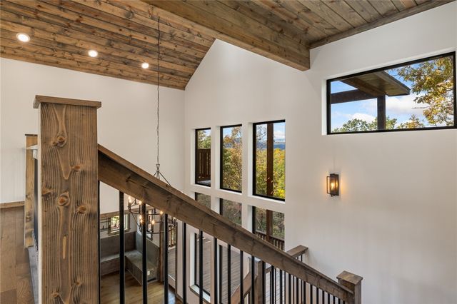 2452 AR 74 East, Jasper, AR 72641