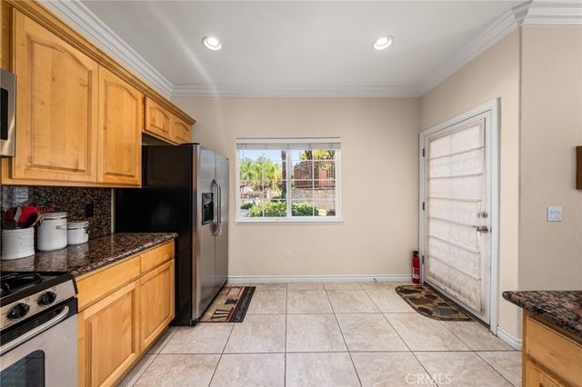 1200 E Highland Avenue 207, Redlands, CA 92374