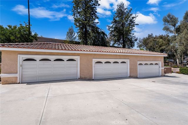 1200 E Highland Avenue 207, Redlands, CA 92374