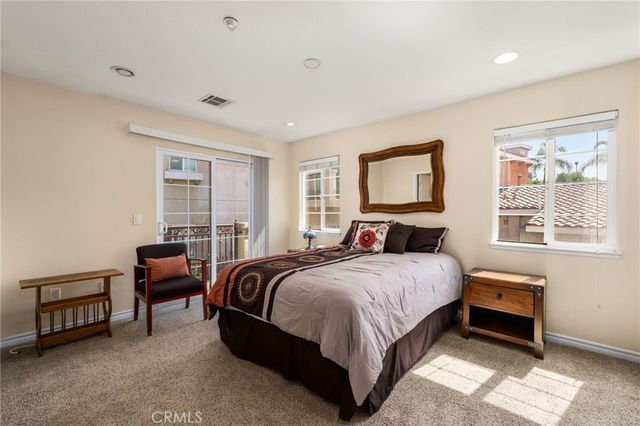 1200 E Highland Avenue 207, Redlands, CA 92374