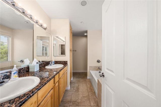 1200 E Highland Avenue 207, Redlands, CA 92374