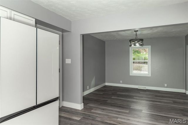 787 Silo Lane, Villa Ridge, MO 63089