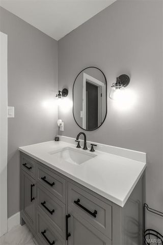 787 Silo Lane, Villa Ridge, MO 63089