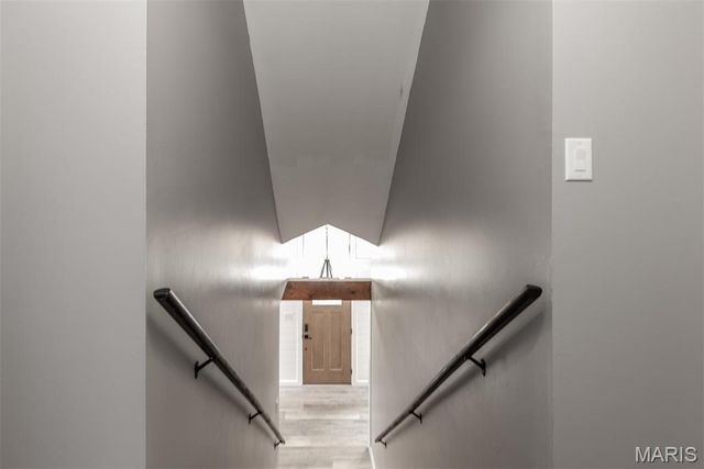 787 Silo Lane, Villa Ridge, MO 63089