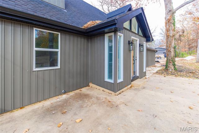 787 Silo Lane, Villa Ridge, MO 63089