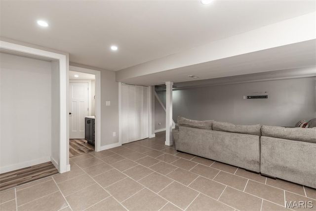 787 Silo Lane, Villa Ridge, MO 63089