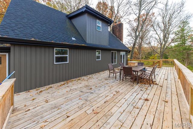 787 Silo Lane, Villa Ridge, MO 63089