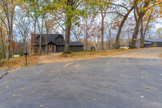 787 Silo Lane, Villa Ridge, MO 63089