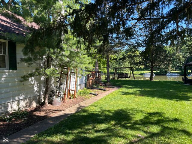 1526 E 75th Street, Indianapolis, IN 46240