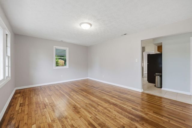 112 George Street, Berea, KY 40403