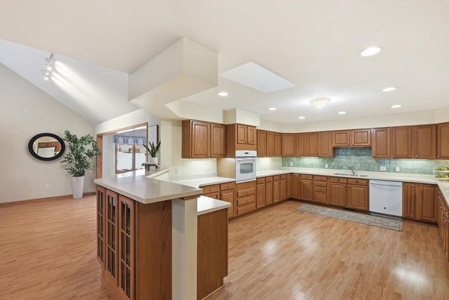 7911 Courtyard Drive, Madison, WI 53719