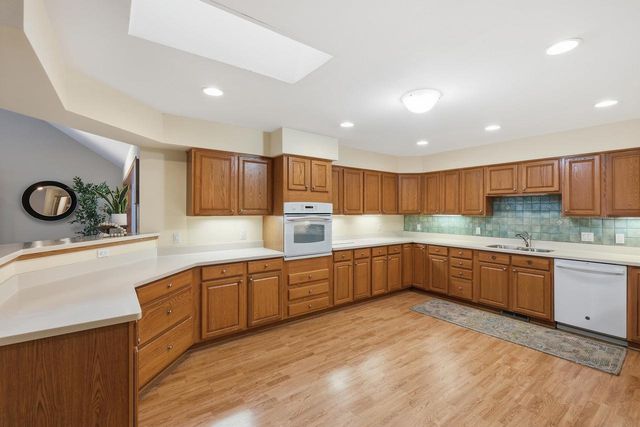 7911 Courtyard Drive, Madison, WI 53719