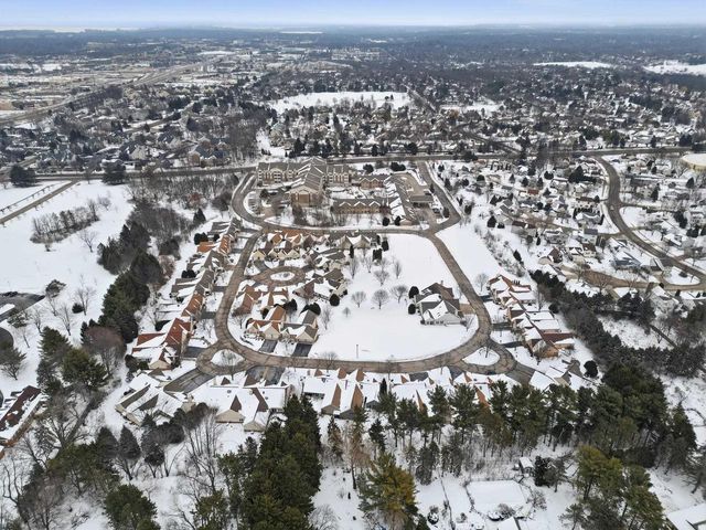 7911 Courtyard Drive, Madison, WI 53719