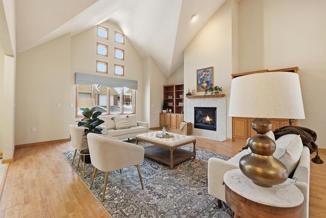 7911 Courtyard Drive, Madison, WI 53719