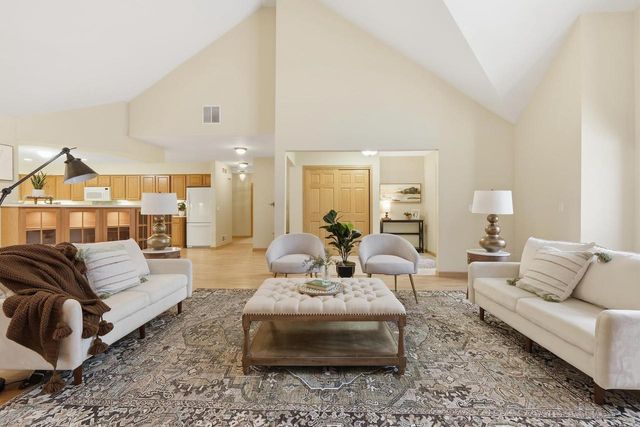 7911 Courtyard Drive, Madison, WI 53719