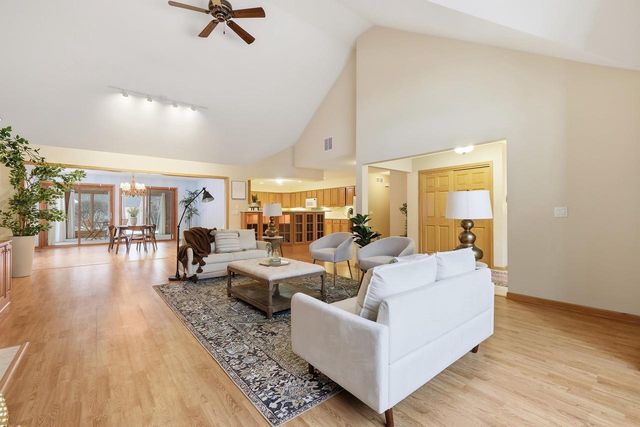 7911 Courtyard Drive, Madison, WI 53719