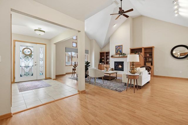 7911 Courtyard Drive, Madison, WI 53719