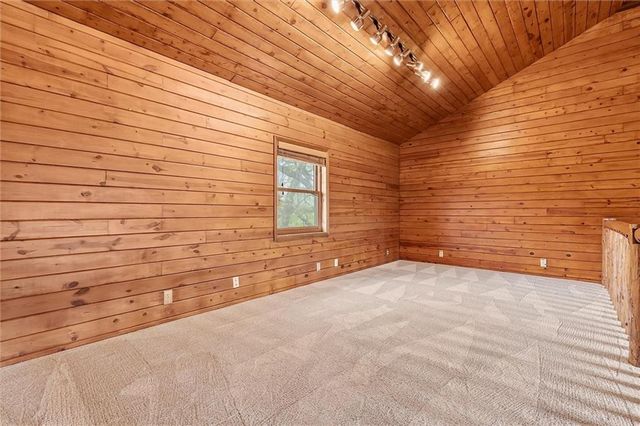 3389 SE Old Barn Lane, Holt, MO 64048