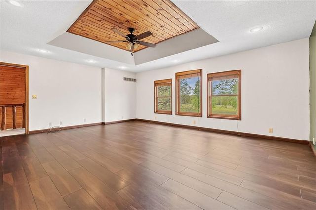 3389 SE Old Barn Lane, Holt, MO 64048