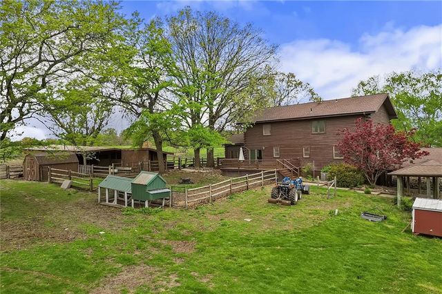 3389 SE Old Barn Lane, Holt, MO 64048