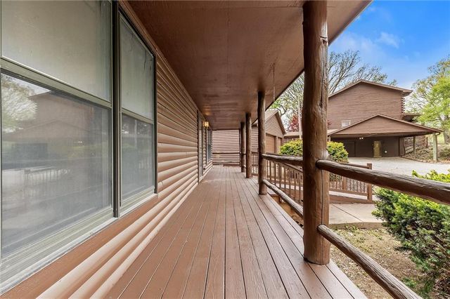 3389 SE Old Barn Lane, Holt, MO 64048