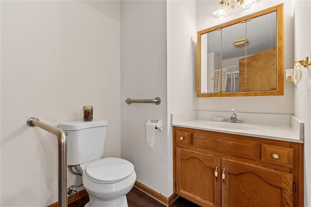 3389 SE Old Barn Lane, Holt, MO 64048