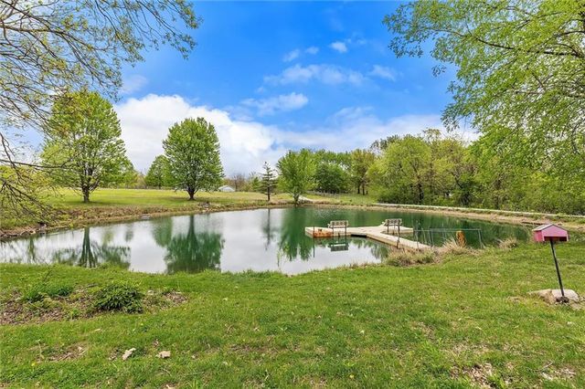 3389 SE Old Barn Lane, Holt, MO 64048