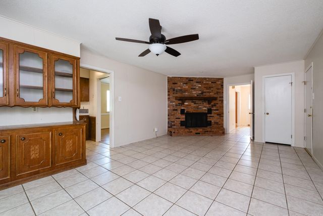 3011 Echo Valley Drive, Little Rock, AR 72227
