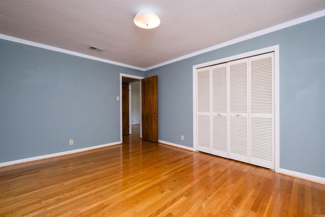 3011 Echo Valley Drive, Little Rock, AR 72227