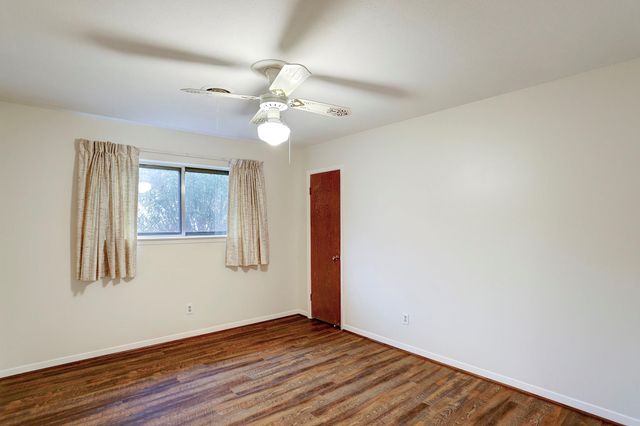 7739 Kensico Road, Houston, TX 77036