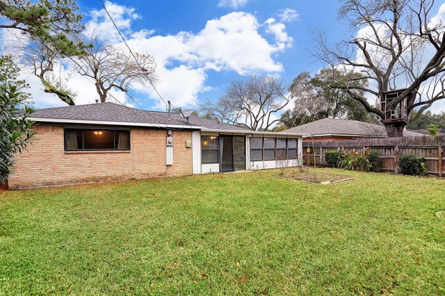 7739 Kensico Road, Houston, TX 77036