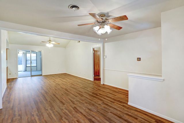 7739 Kensico Road, Houston, TX 77036