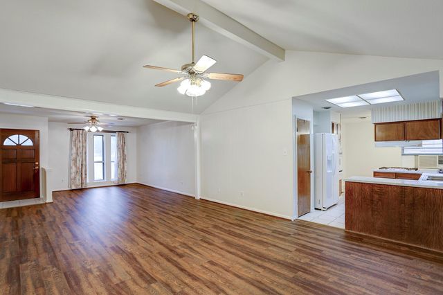 7739 Kensico Road, Houston, TX 77036