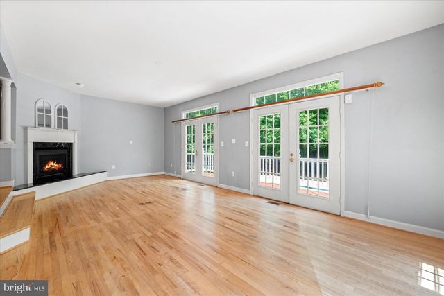 2627 FIVE OAKS RD, Vienna, VA 22181