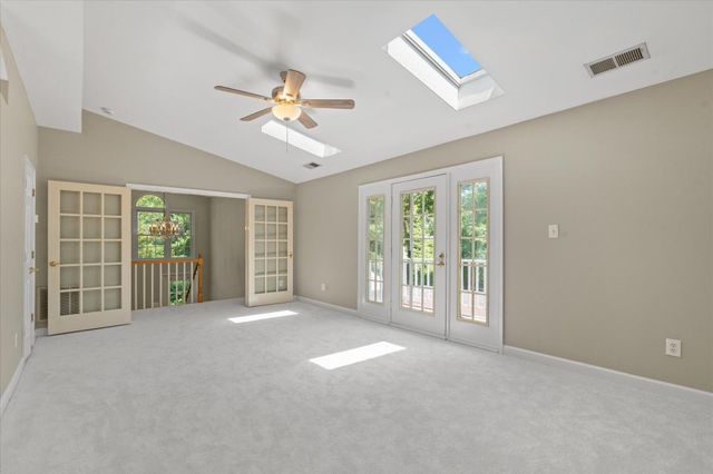 2627 FIVE OAKS RD, Vienna, VA 22181