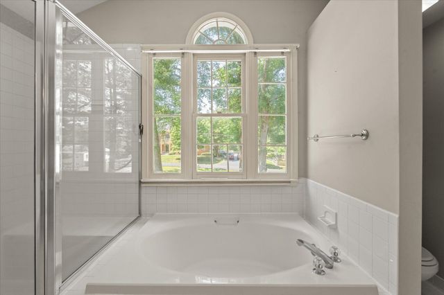 2627 FIVE OAKS RD, Vienna, VA 22181