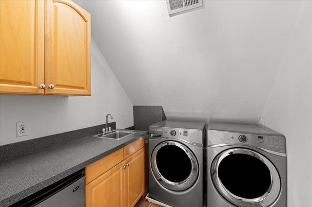 2627 FIVE OAKS RD, Vienna, VA 22181