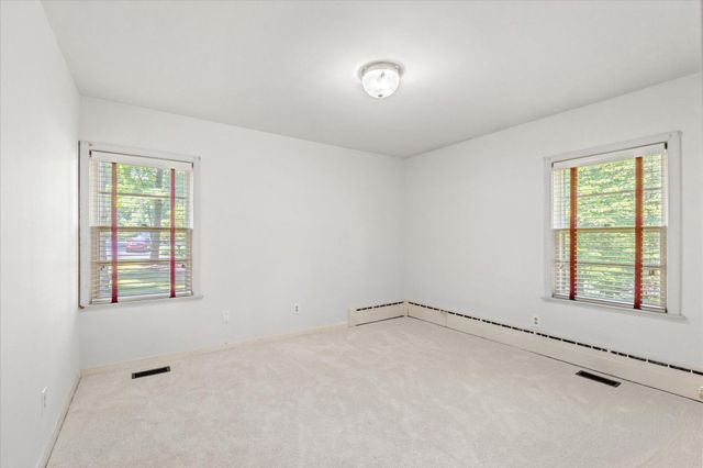 2627 FIVE OAKS RD, Vienna, VA 22181