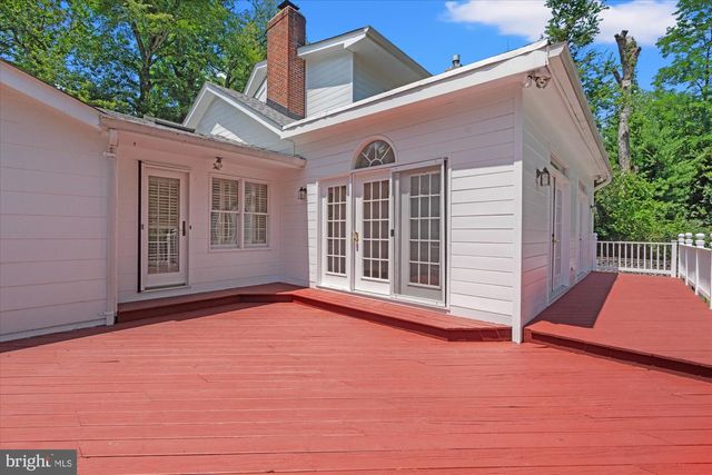 2627 FIVE OAKS RD, Vienna, VA 22181