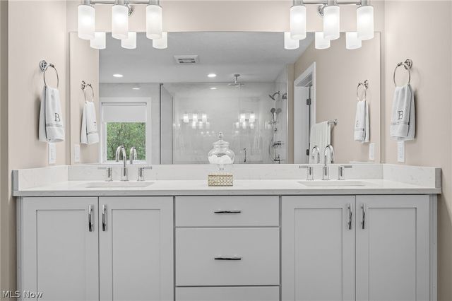 24210 Deptford Drive, Beachwood, OH 44122