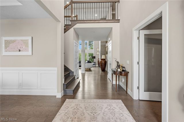 24210 Deptford Drive, Beachwood, OH 44122