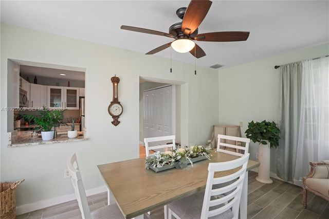 142 NW 10th Court, Boynton Beach, FL 33426