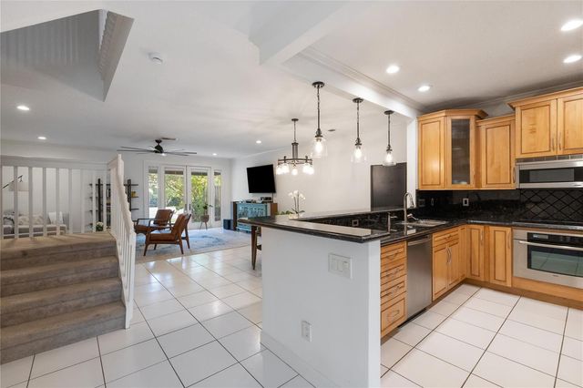 603 SW 7th Avenue 11, Fort Lauderdale, FL 33315