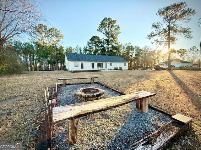 14 Quail Circle, Hazlehurst, GA 31539