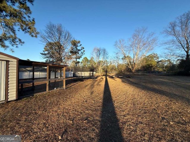 14 Quail Circle, Hazlehurst, GA 31539