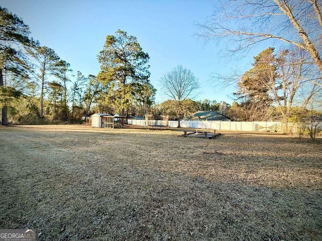 14 Quail Circle, Hazlehurst, GA 31539